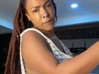 Nia Harriss